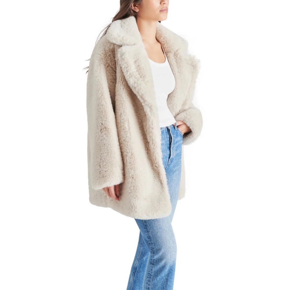 Steve Madden Snow Faux-Fur Teddy Coat in Beige | Size Small - Picture 2 of 10